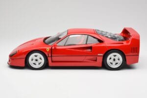 Ferrari F40 Rouge Norev 1:12 127900 Métal Moulé — image 3 sur 6