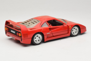 Ferrari F40 Rouge Tonka 1:18 17004 Métal Moulé — image 3 sur 8