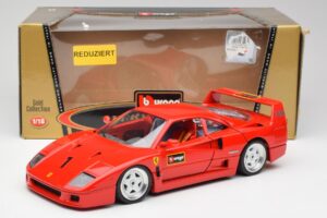 Ferrari F40 Rouge Bburago 1:18 3332 Métal Moulé — image 8 sur 8