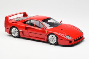 Ferrari F40 Rouge Kyosho 1:18 08416R2 Métal Moulé — image 8 sur 10