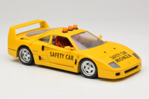 Ferrari F40 Safety Car Jaune Bburago 1:18 3032-Y2 Métal Moulé — image 6 sur 8