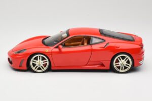 Ferrari F430 Rouge Hot Wheels 1:18 G7160 Métal Moulé — image 4 sur 8