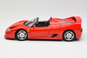 Ferrari F50 Cabriolet Rouge Bburago 1:18 3352 Métal Moulé — image 4 sur 8