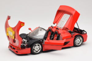 Ferrari F50 Cabriolet 50 Jahre Ferrari 24 Jahre Bburago FMC Rouge Bburago 1:18 3352-P1 Métal Moulé — image 2 sur 8