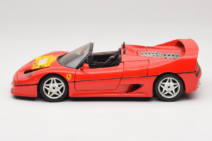 Ferrari F50 Cabriolet 50 Jahre Ferrari 24 Jahre Bburago FMC Rouge Bburago 1:18 3352-P1 Métal Moulé — image 4 sur 8