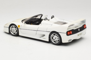 Ferrari F50 Cabriolet Blanc Bburago 1:18 3352-W1 Métal Moulé — image 7 sur 8