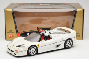 Ferrari F50 Cabriolet Blanc Bburago 1:18 3352-W1 Métal Moulé — image 8 sur 8