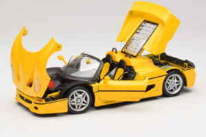 Ferrari F50 Cabriolet Shell Jaune Maisto 1:18 3076-Y2 Métal Moulé — image 2 sur 8