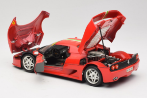 Ferrari F50 Coupé #6 Rouge avec Drapeau Italien Bburago 1:18 3382-P1 Métal Moulé — image 5 sur 8