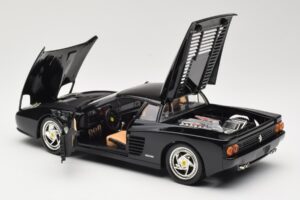 Ferrari F512M Noir Hot Wheels 1:18 23922 Métal Moulé — image 5 sur 8