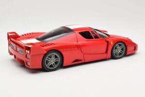 Ferrari FXX Rouge Hot Wheels 1:18 310801 Métal Moulé — image 3 sur 8
