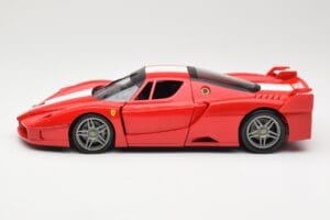 Ferrari FXX Rouge Hot Wheels 1:18 310801 Métal Moulé — image 4 sur 8