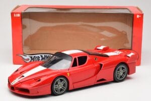 Ferrari FXX Rouge Hot Wheels 1:18 310801 Métal Moulé — image 8 sur 8