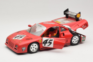 Ferrari 288 GTO Evoluzione #45 Rouge Revell 1:18 48820 Métal Moulé — image 2 sur 8