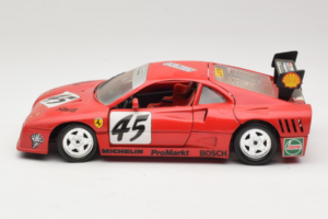 Ferrari 288 GTO Evoluzione #45 Rouge Revell 1:18 48820 Métal Moulé — image 4 sur 8