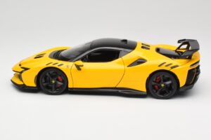 Ferrari SF90 XX Stradale Giallo Modena Bburago 1:18 18-16020Y Métal Moulé — image 4 sur 8