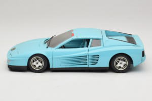 Ferrari Testarossa Borsenmodell 1997 Edition Limitée Bleu Bburago 1:18 B002 Métal Moulé — image 4 sur 8