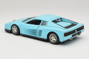 Ferrari Testarossa Borsenmodell 1997 Edition Limitée Bleu Bburago 1:18 B002 Métal Moulé — image 7 sur 8
