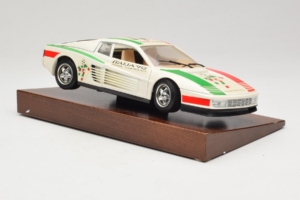 Ferrari Testarossa Italia 90 Blanc Bburago 1:18 3059-W1 Métal Moulé — image 7 sur 8
