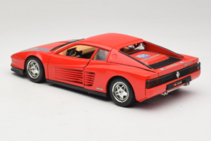 Ferrari Testarossa PPG Auto Refinish Rouge Bburago 1:18 3039-P3 Métal Moulé — image 7 sur 8