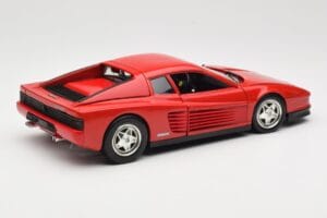 Ferrari Testarossa Rouge Hot Wheels 1:18 23918 Métal Moulé — image 3 sur 8