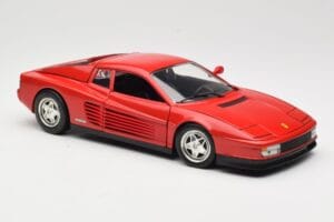 Ferrari Testarossa Rouge Hot Wheels 1:18 23918 Métal Moulé — image 6 sur 8