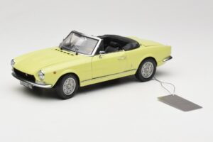 Fiat 124 Spider BS1 Jaune Sun Star 1:18 4921 Métal Moulé