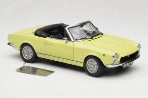 Fiat 124 Spider BS1 Jaune Sun Star 1:18 4921 Métal Moulé — image 6 sur 8