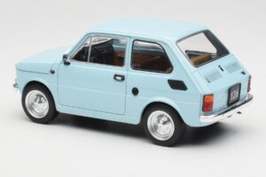 Fiat 126 Bleu Clair MCG 1:18 MCG18415 Métal Moulé — image 5 sur 6