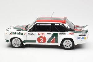 Fiat 131 Abarth #3 M. Alen / I. Kivimaki Winner Rally 1000 Lakes 1980 Kyosho 1:18 08376H Métal Moulé — image 4 sur 8