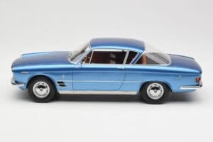 Fiat 2300 S Coupe Bleu BoS Models 1:18 BOS161 Résine — image 3 sur 6