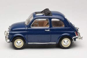 Fiat 500 L Bleu Bburago 1:18 3327 Métal Moulé — image 4 sur 8
