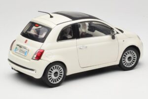Fiat 500 Blanc Mondo Motors 1:18 500291 Métal Moulé — image 3 sur 8