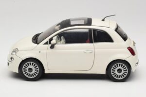 Fiat 500 Blanc Mondo Motors 1:18 500291 Métal Moulé — image 4 sur 8