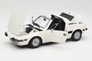 Fiat X1/9 Blanc Minichamps 1:18 100121685 Métal Moulé — image 2 sur 8