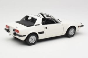 Fiat X1/9 Blanc Minichamps 1:18 100121685 Métal Moulé — image 3 sur 8