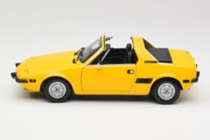 Fiat X1/9 Jaune Minichamps 1:18 100121664 Métal Moulé — image 4 sur 8