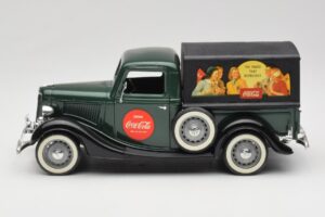 Ford Bache Coca-Cola Solido 1:18 9513 Métal Moulé — image 4 sur 8