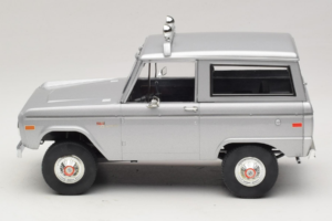 Ford Bronco Speed Movie GreenLight 1:18 19074 Métal Moulé — image 4 sur 7