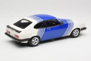 Ford Capri Mk2 3.0 Blanc avec Rayures Bleues Minichamps 1:18 155788600 Métal Moulé — image 2 sur 6