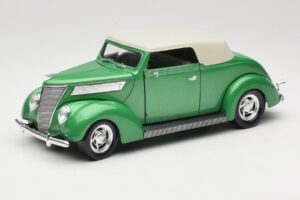 Ford Cabriolet Vert Road Signature 1:18 92239 Métal Moulé