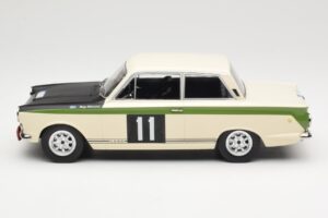 Ford Cortina Lotus #11 B. Soderström / G. Palm RAC Rally 1966 MCG 1:18 MCG18435R Métal Moulé — image 3 sur 6