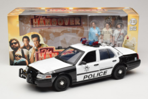 Ford Crown Victoria Police Interceptor The Hangover Movie Greenlight 1:18 12911 Métal Moulé — image 6 sur 6