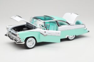 Ford Crown Victoria Seafoam Vert & Blanc Road Legends 1:18 92138 Métal Moulé — image 2 sur 7