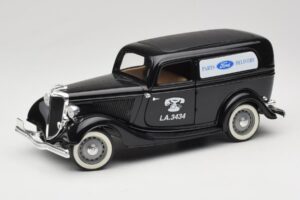 Ford Delivery Truck Ford Parts Noir Solido 1:18 8417 Métal Moulé