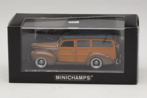 Ford DeLuxe Woody Break Brun Minichamps 1:43 400082111 Métal Moulé — image 4 sur 4