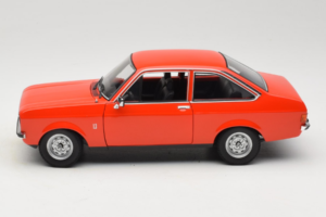 Ford Escort Mk2 Orange Minichamps 1:18 150085100 Métal Moulé — image 4 sur 8