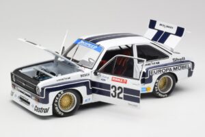 Ford Escort II RS1800 #32 K. Ludwig Nürburgring Winner 1976 Minichamps 1:18 100768432 Métal Moulé — image 2 sur 8