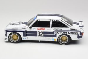 Ford Escort II RS1800 #32 K. Ludwig Nürburgring Winner 1976 Minichamps 1:18 100768432 Métal Moulé — image 4 sur 8