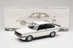 Ford Escort Mk2 RS 2000 LHD Blanc Minichamps 1:18 150084300 Métal Moulé — image 8 sur 8